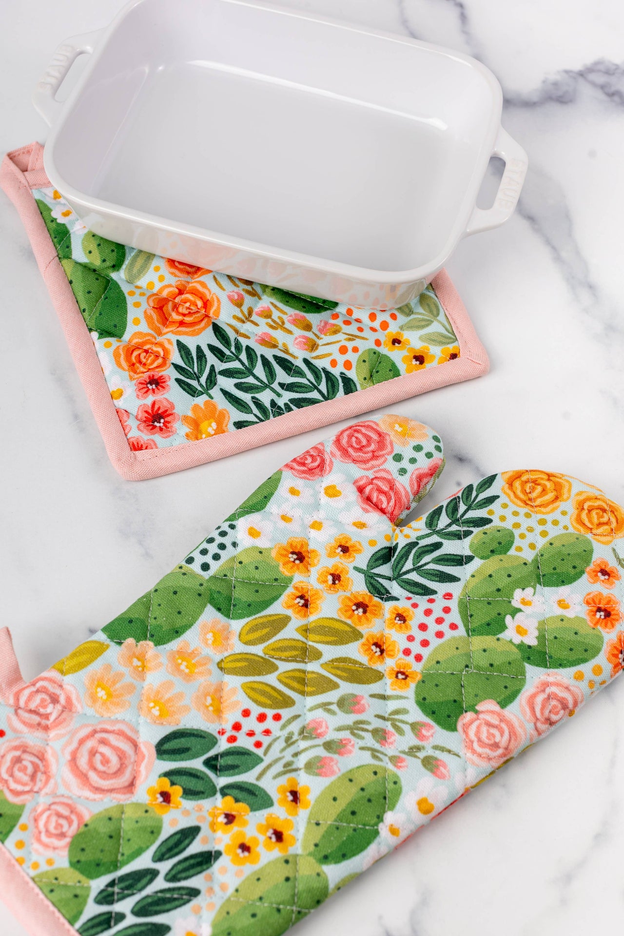 Cactus Blooms Oven Mitt + Pot Holder Set