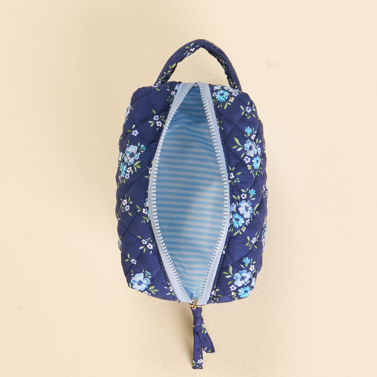 Essentials Quilted Cosmetic Pouch–Endless Daydream Navy