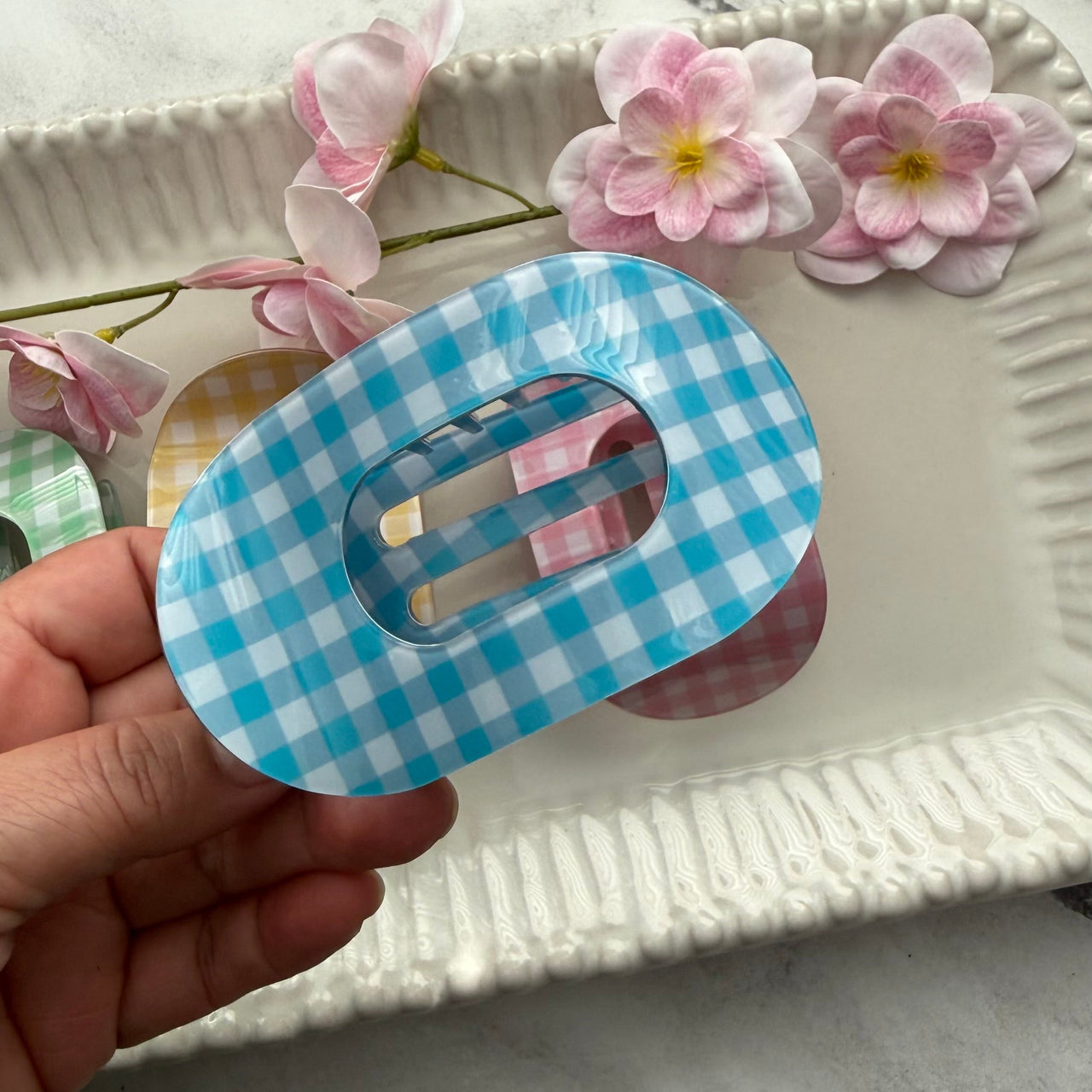 flat hair claw  checkered checkered