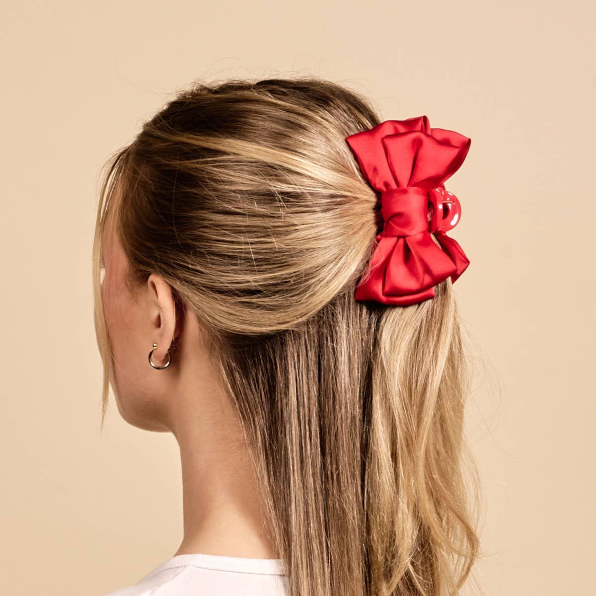 Mini Satin Bow Claw Clip–Red
