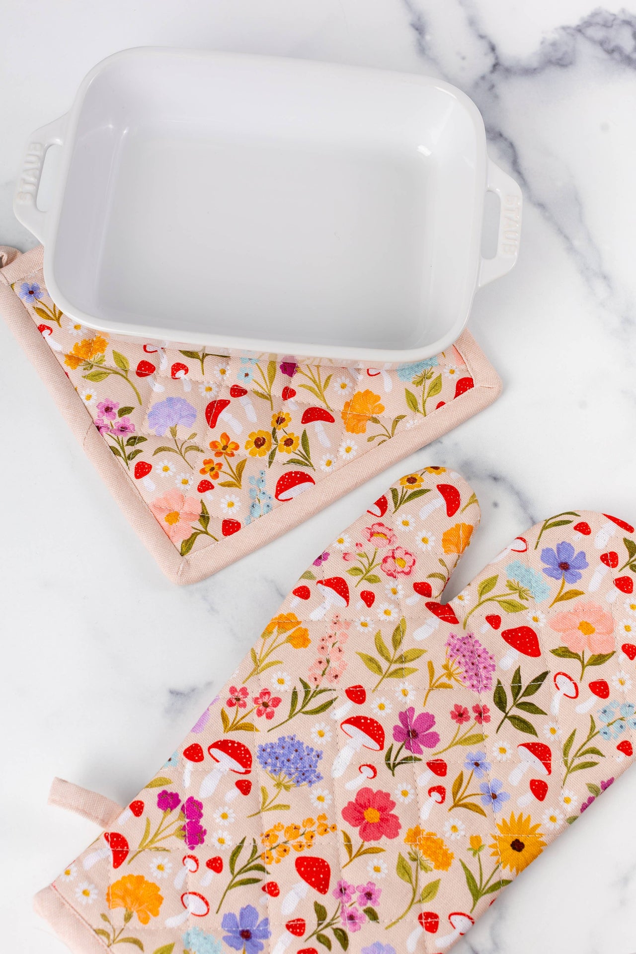 Mushroom Meadows Oven Mitt + Pot Holder Set