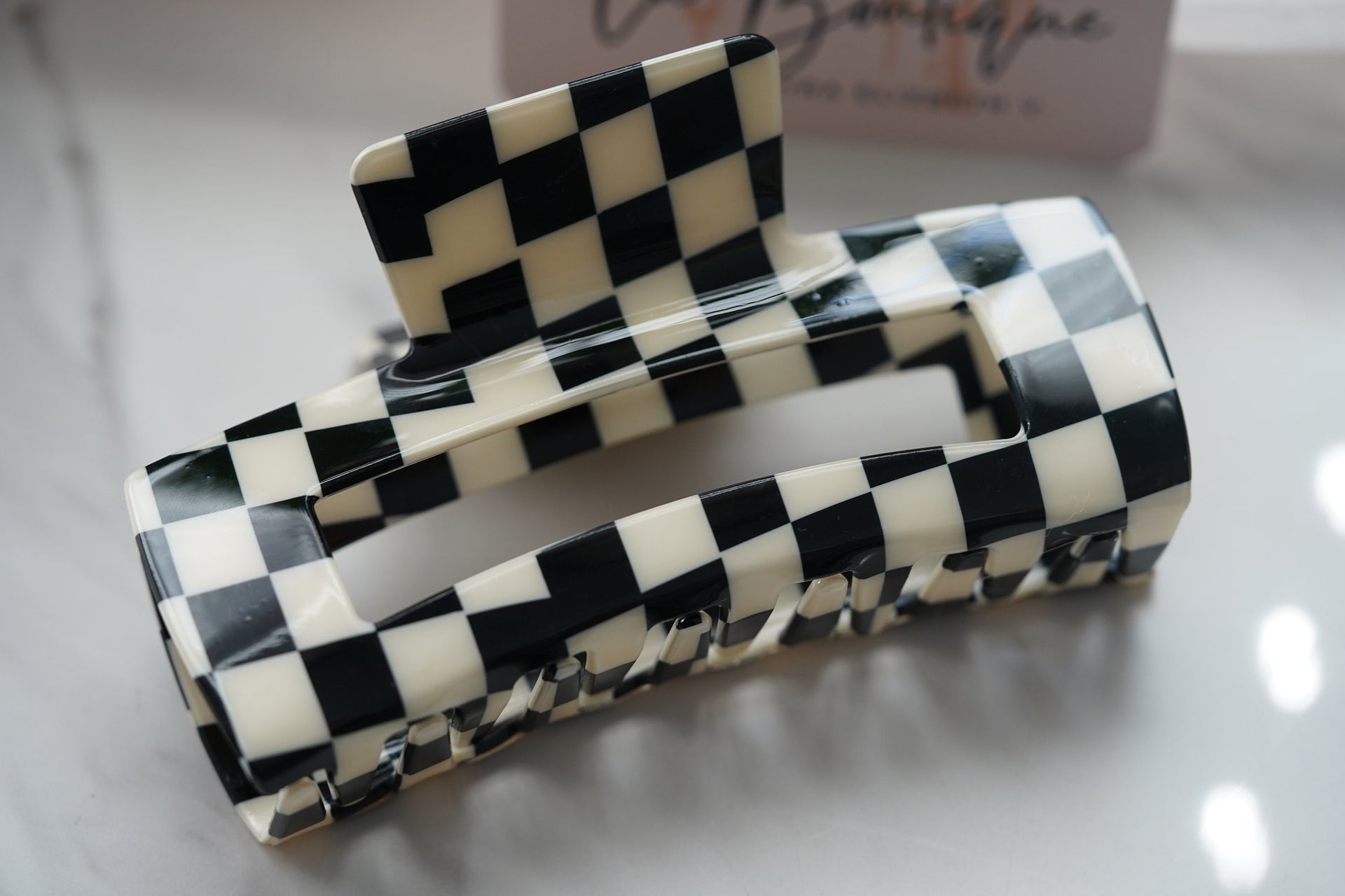 checkered jumbo hair claw