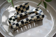 checkered jumbo hair claw