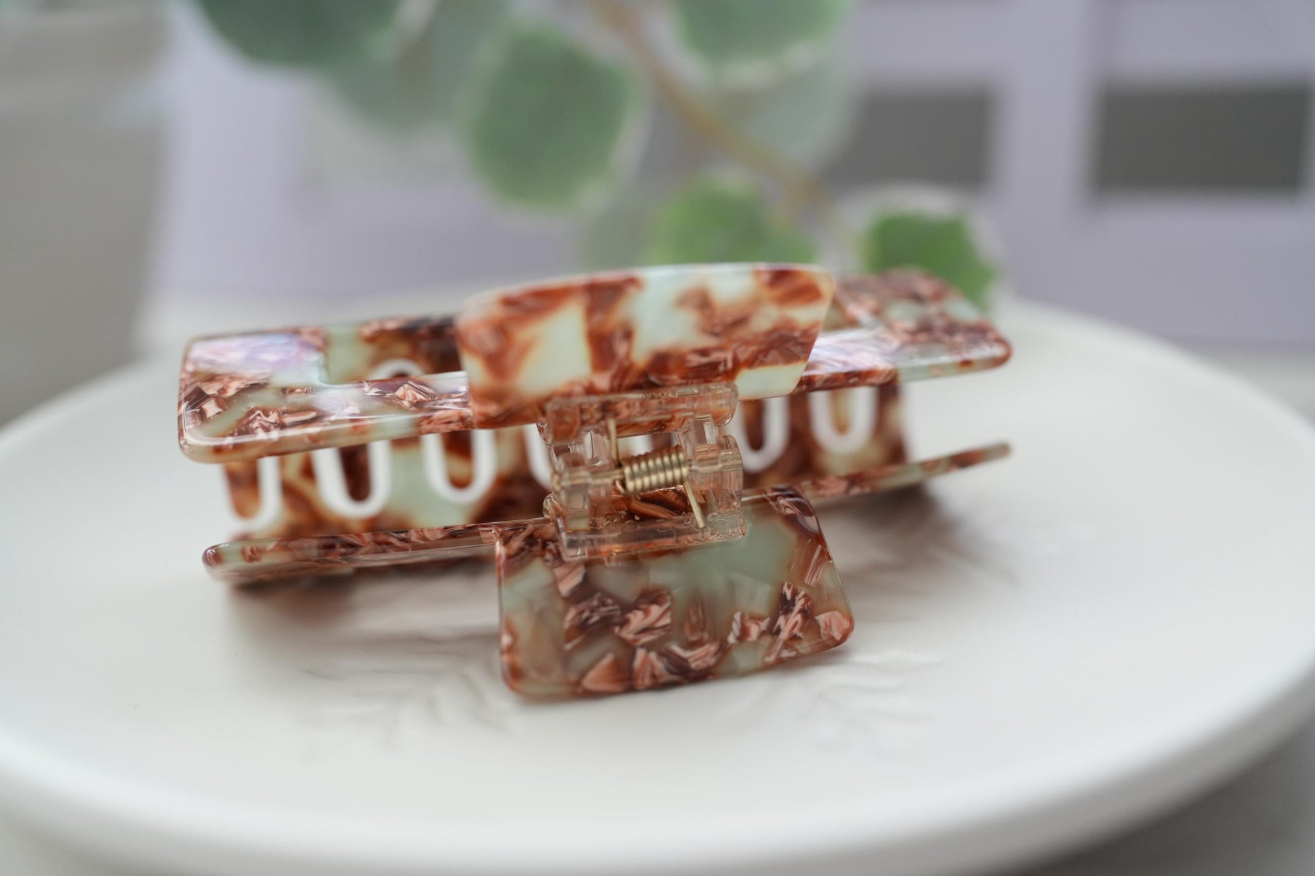 Large acetate Hair Clip Claw